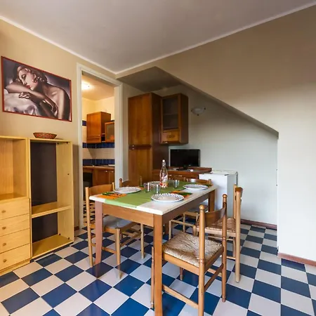 Charming Townhouse With Pool And Garden * Bibione